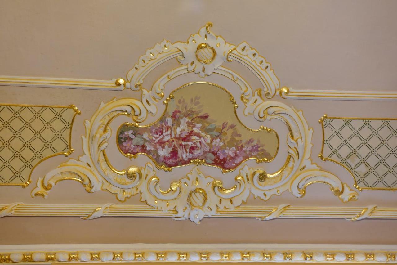 Palazzo Degli Affreschi Bed & Breakfast CTA Exterior foto